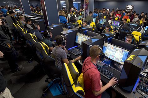 what games do college esports teams play|Esports in College: What You Need to Know (2024) .
